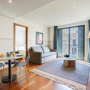 apartamentos-corcega.topbarcelonahotels.com/