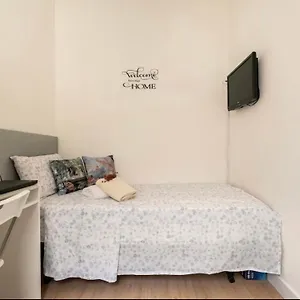  Apartment Quiet Love